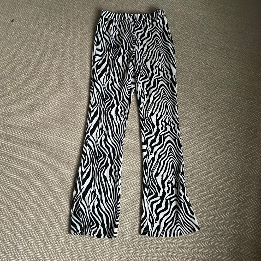 SHEIN flared zebra print pants
